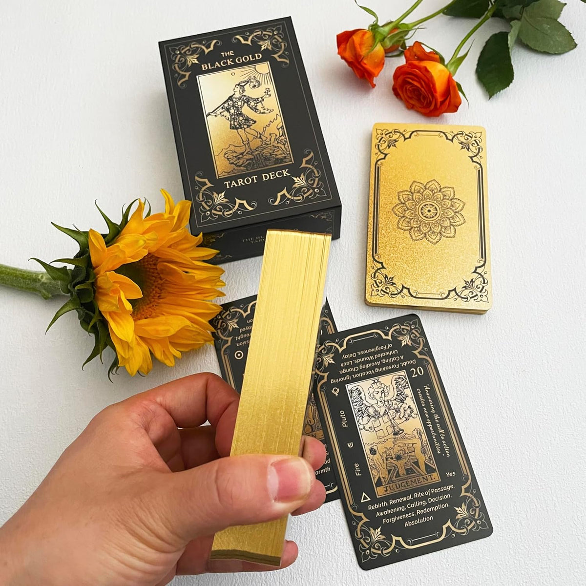 Black & Gold Tarot Deck - Gilded Edges, 78 Cards