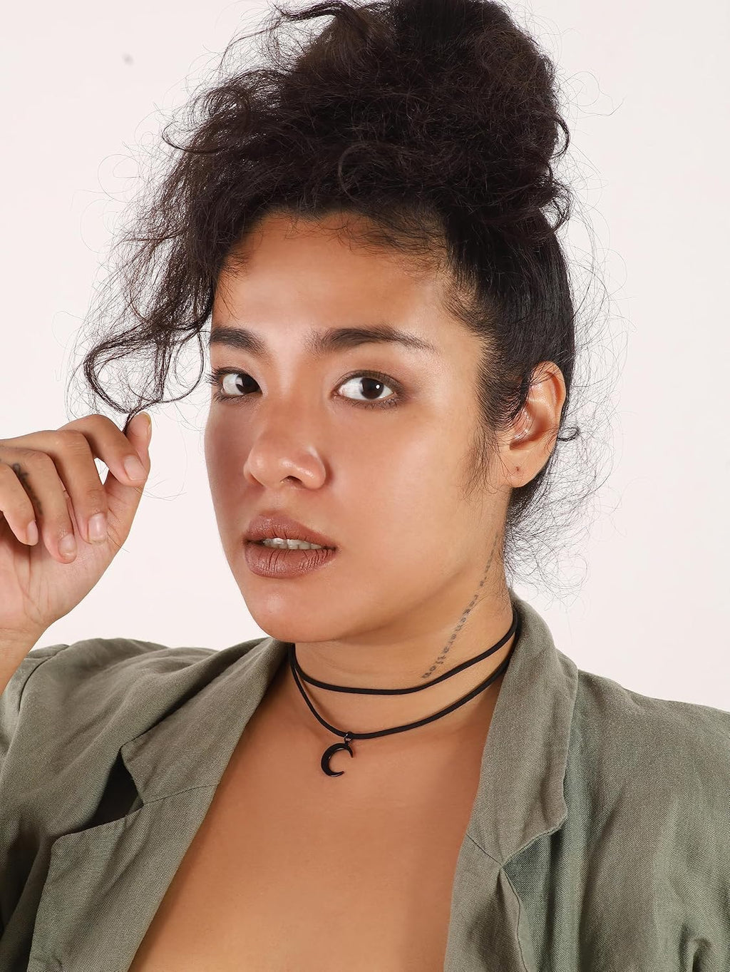 Layered Crescent Moon Choker - Black