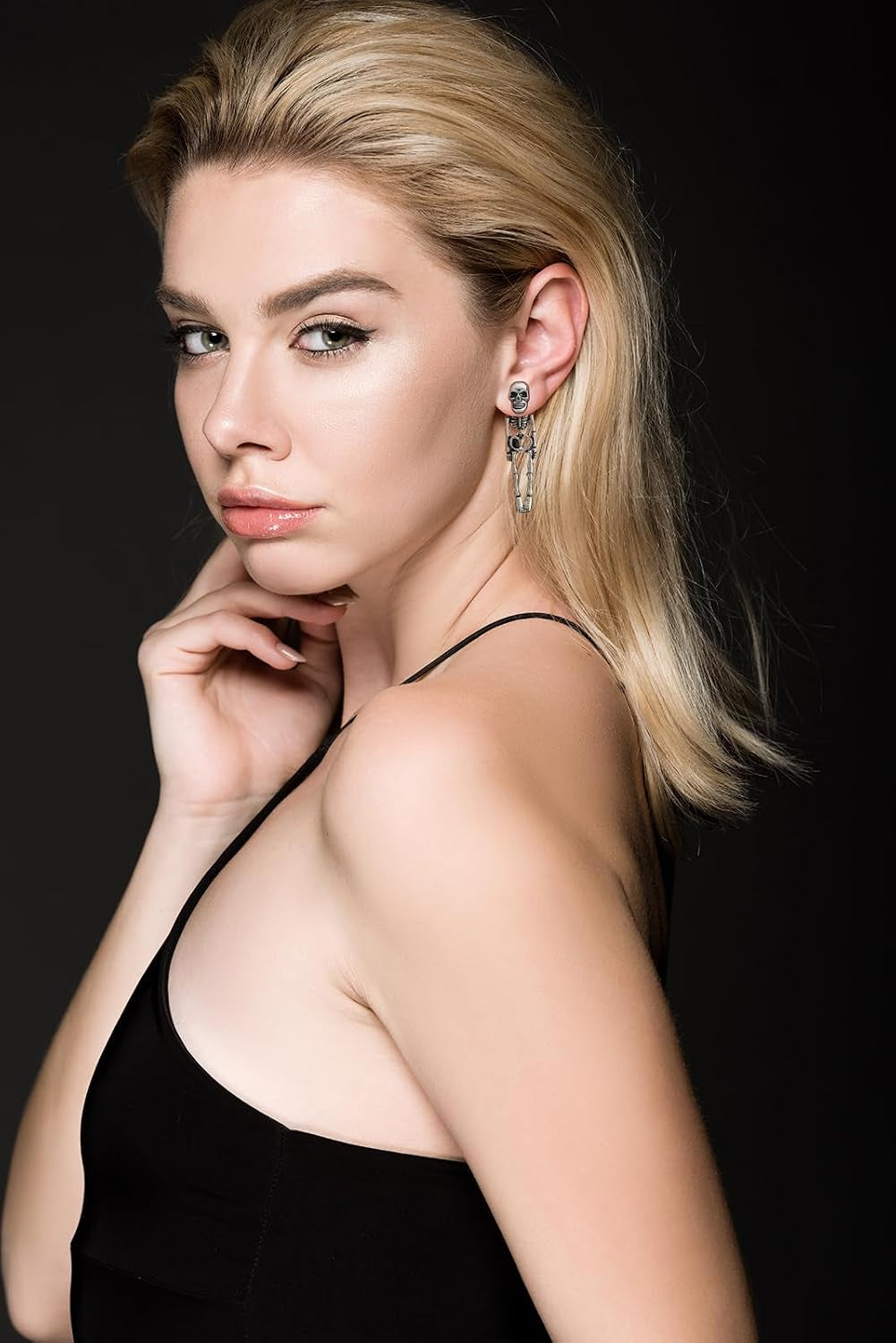 Skull Stud Earrings - Silver