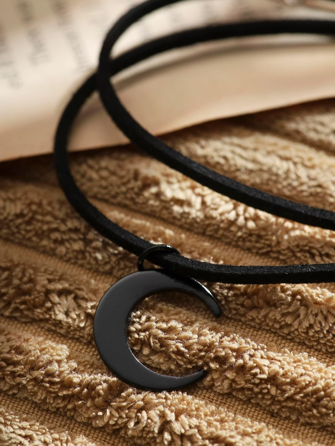 Layered Crescent Moon Choker - Black